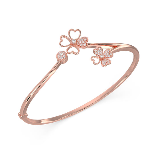 Whispers of Clover Bracelet