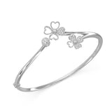 Whispers of Clover Bracelet